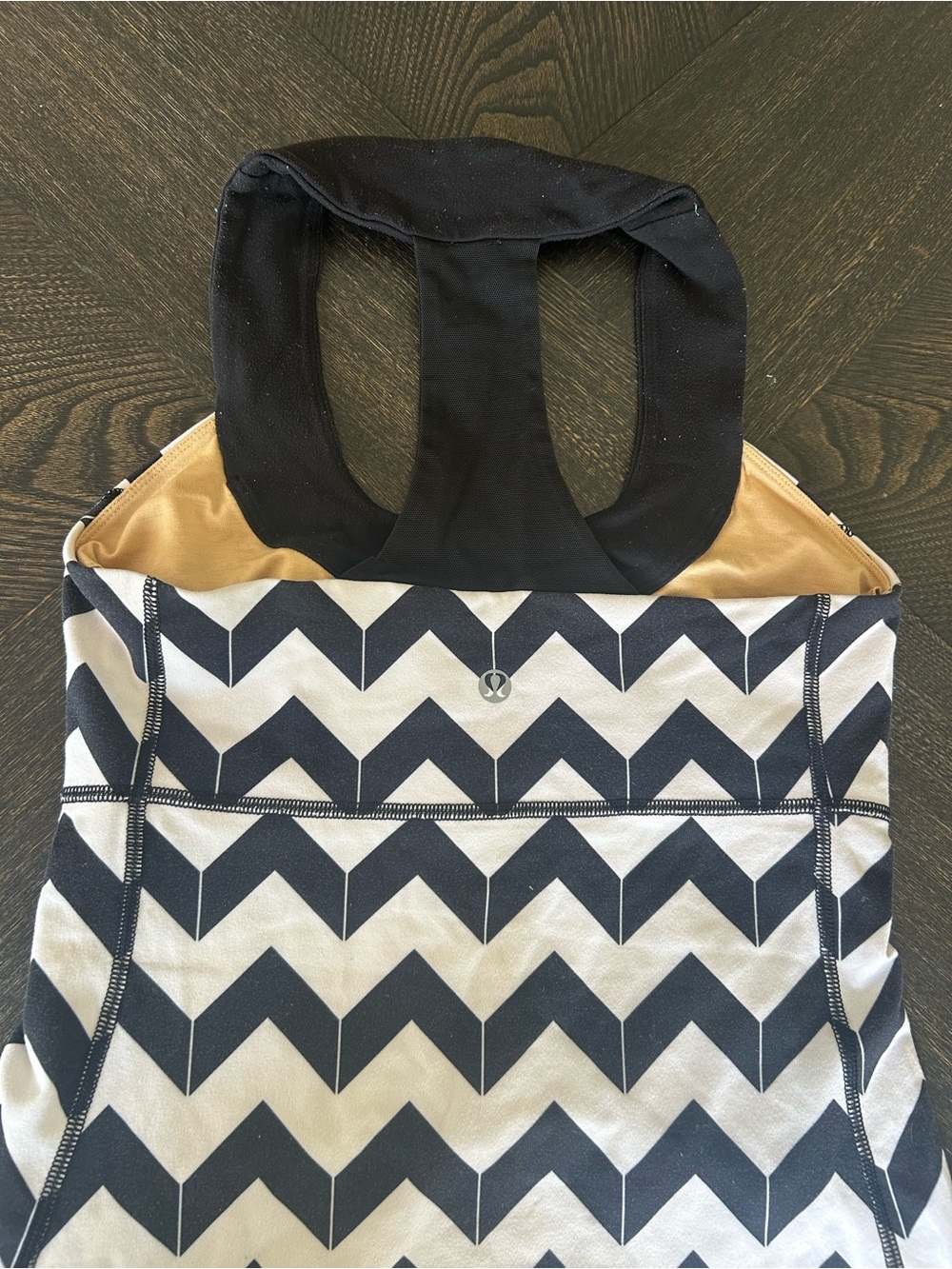 Y2K Lululemon Black and White Chevron Striped Tank Top Size 4